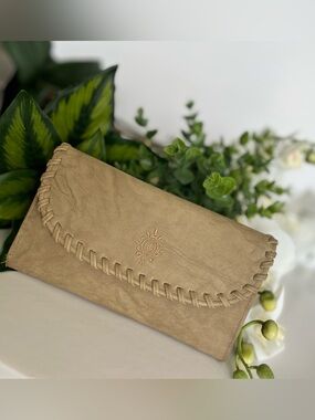 Vintage Boho Hand-Laced Leather Wallet Clutch